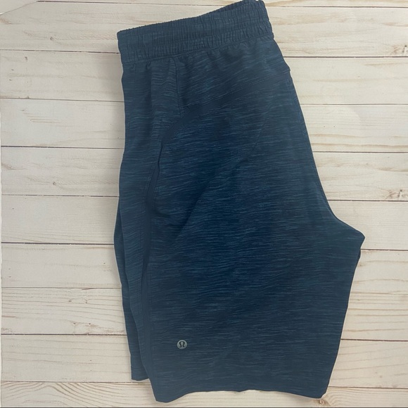 Lululemon Men’s Linerless Pace Breaker Shorts, Sz L - Picture 3 of 10